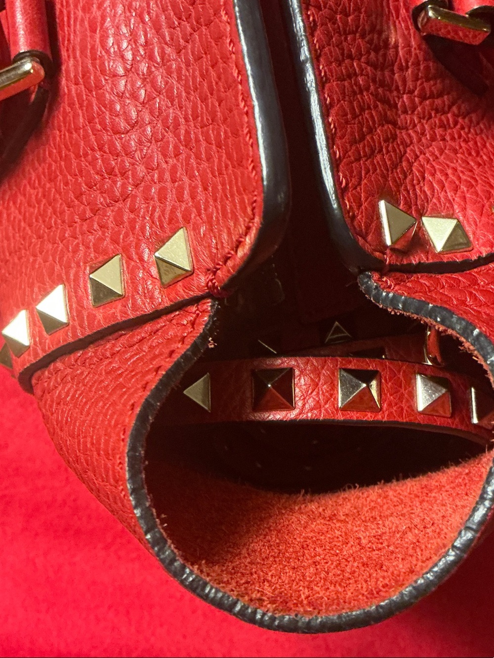 Valentino Garavani Rockstud Shoulder Bag - Picture 10 of 14